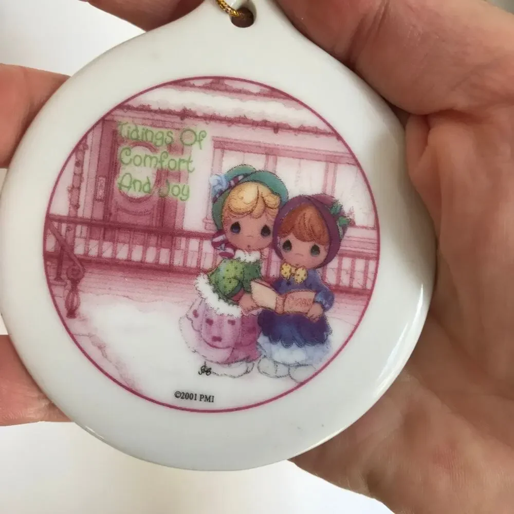 Vintage Precious Moments 2001 Tidings Of Comfort & Joy Christmas Ornament